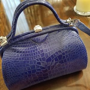 Nina Bascom medium sized handbag.